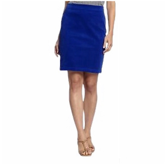 Old Navy Dresses & Skirts - 3/$20💥 Old Navy Women’s Deep Space Blue Stretch Corduroy Pencil Skirt | Size 10